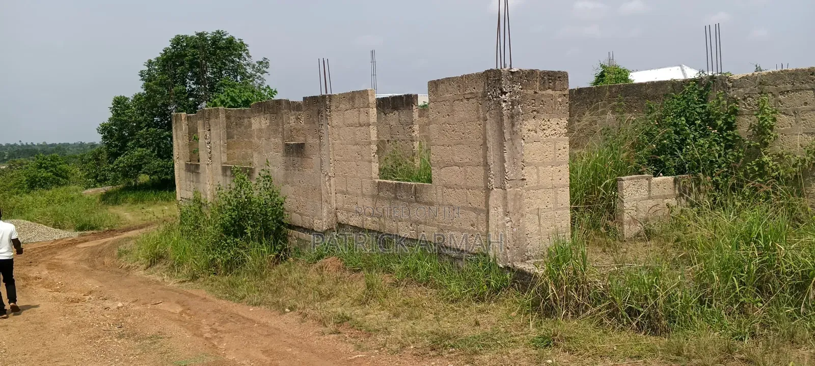 12bdrm Block of Flats in Kumasi Metropolitan for sale