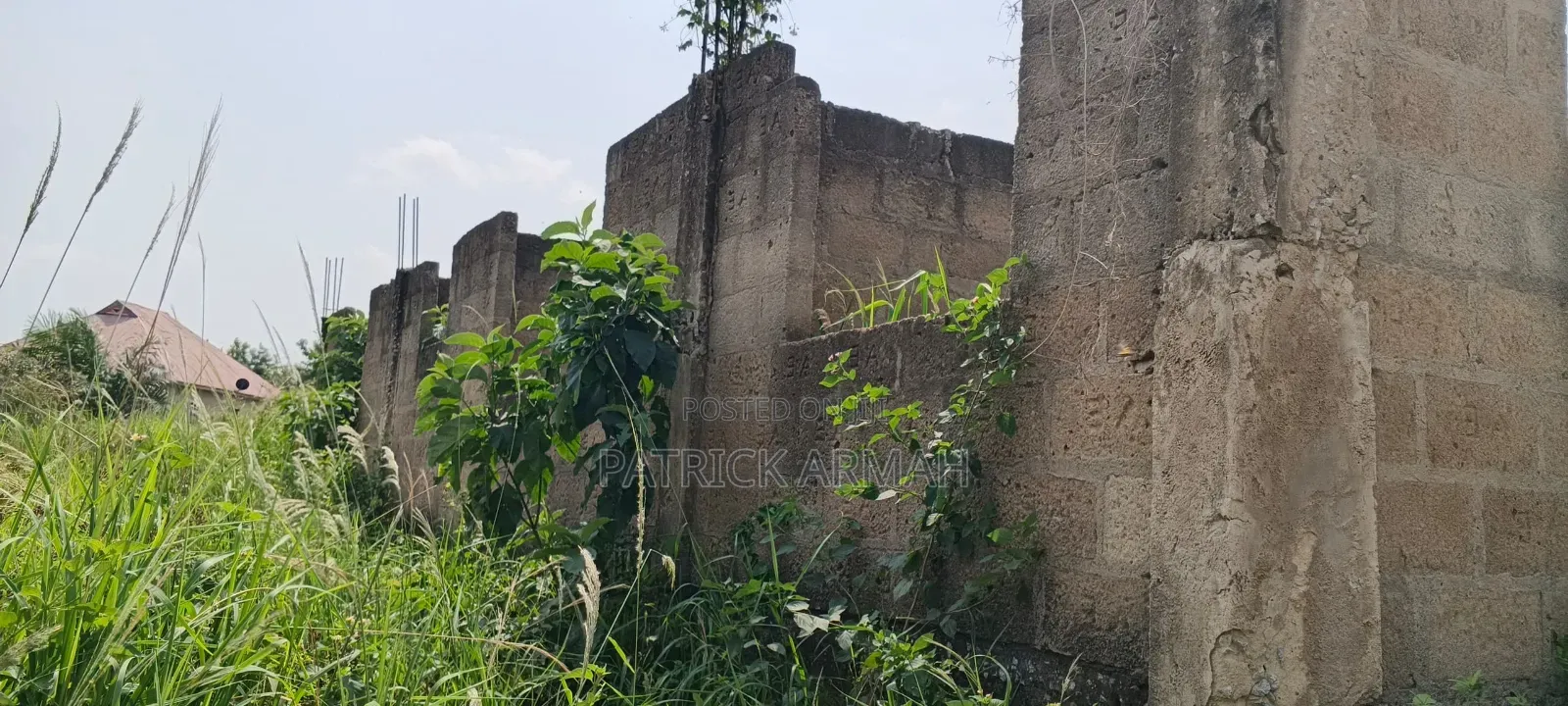 12bdrm Block of Flats in Kumasi Metropolitan for sale