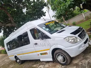 Mercedes-Benz Sprinter 2012 White