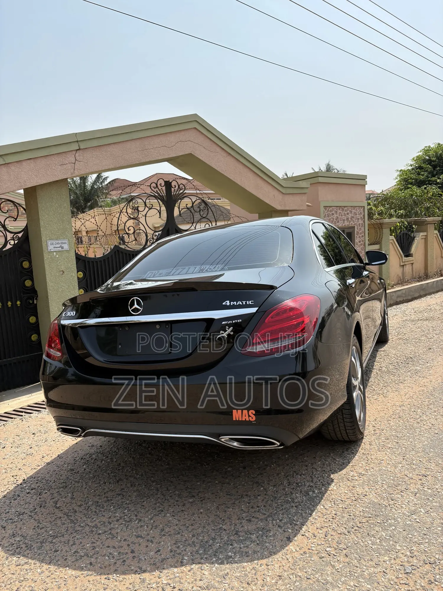 Mercedes-Benz C300 Base Sedan RWD (2.0L 4cyl 7A) 2017 Black