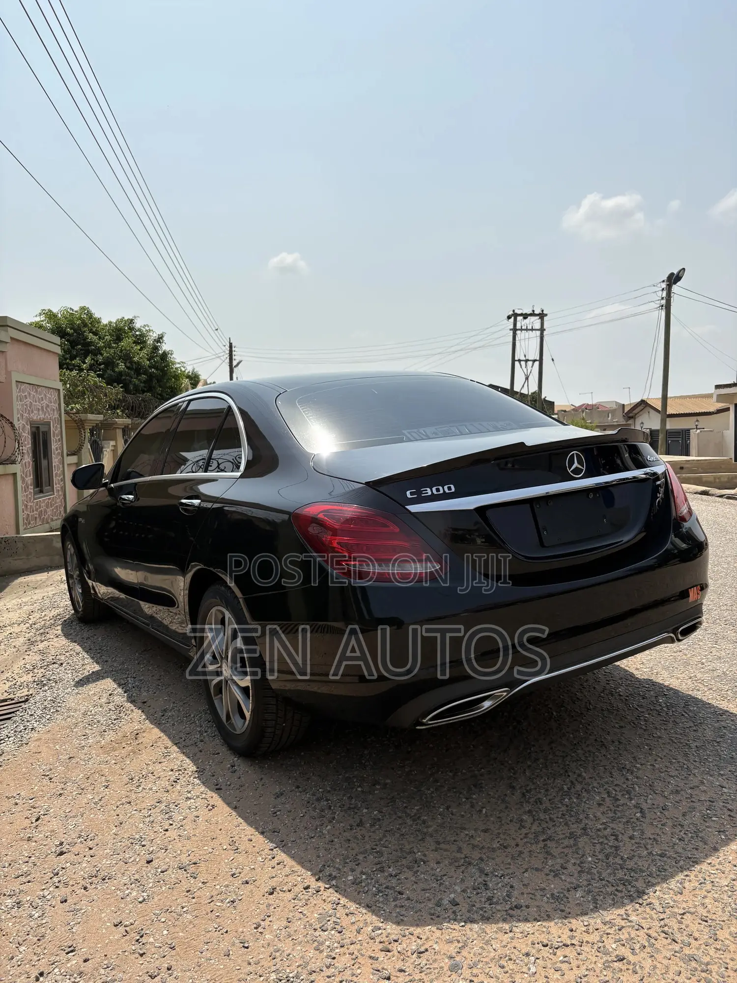 Mercedes-Benz C300 Base Sedan RWD (2.0L 4cyl 7A) 2017 Black