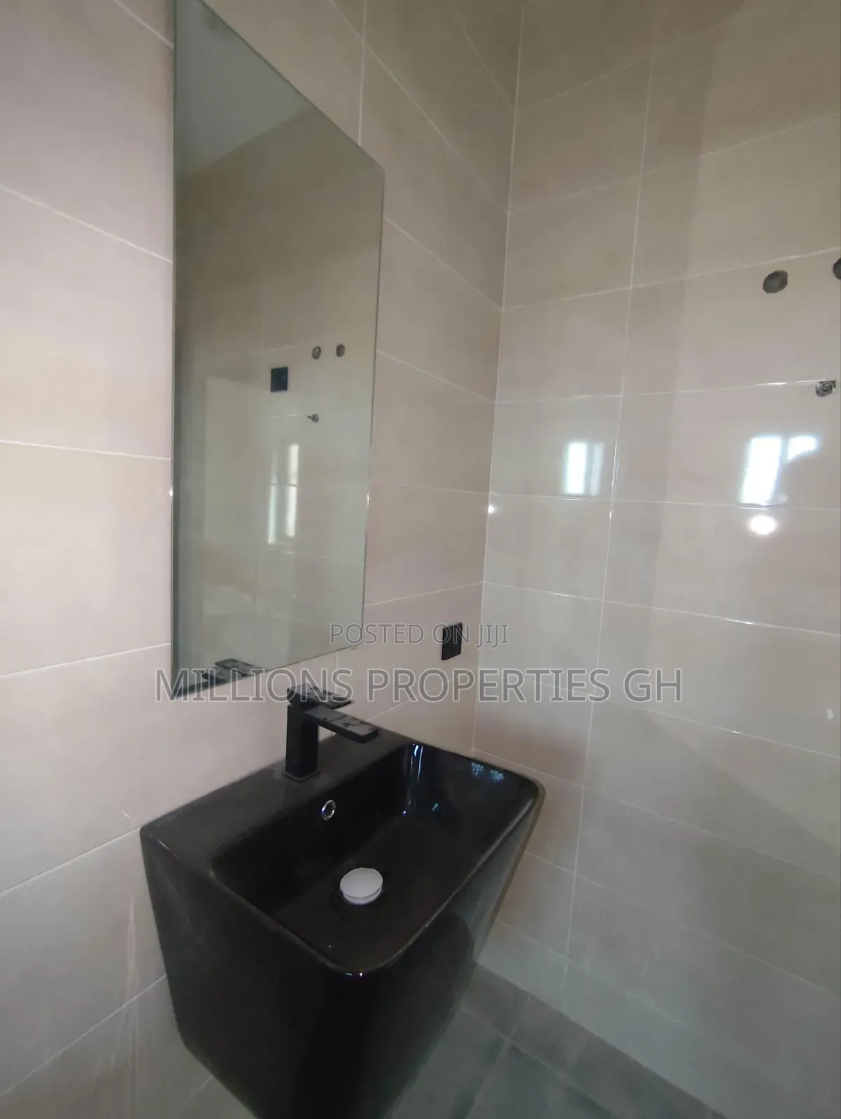 Furnished 3bdrm House in Millions Properties, East Legon for sale