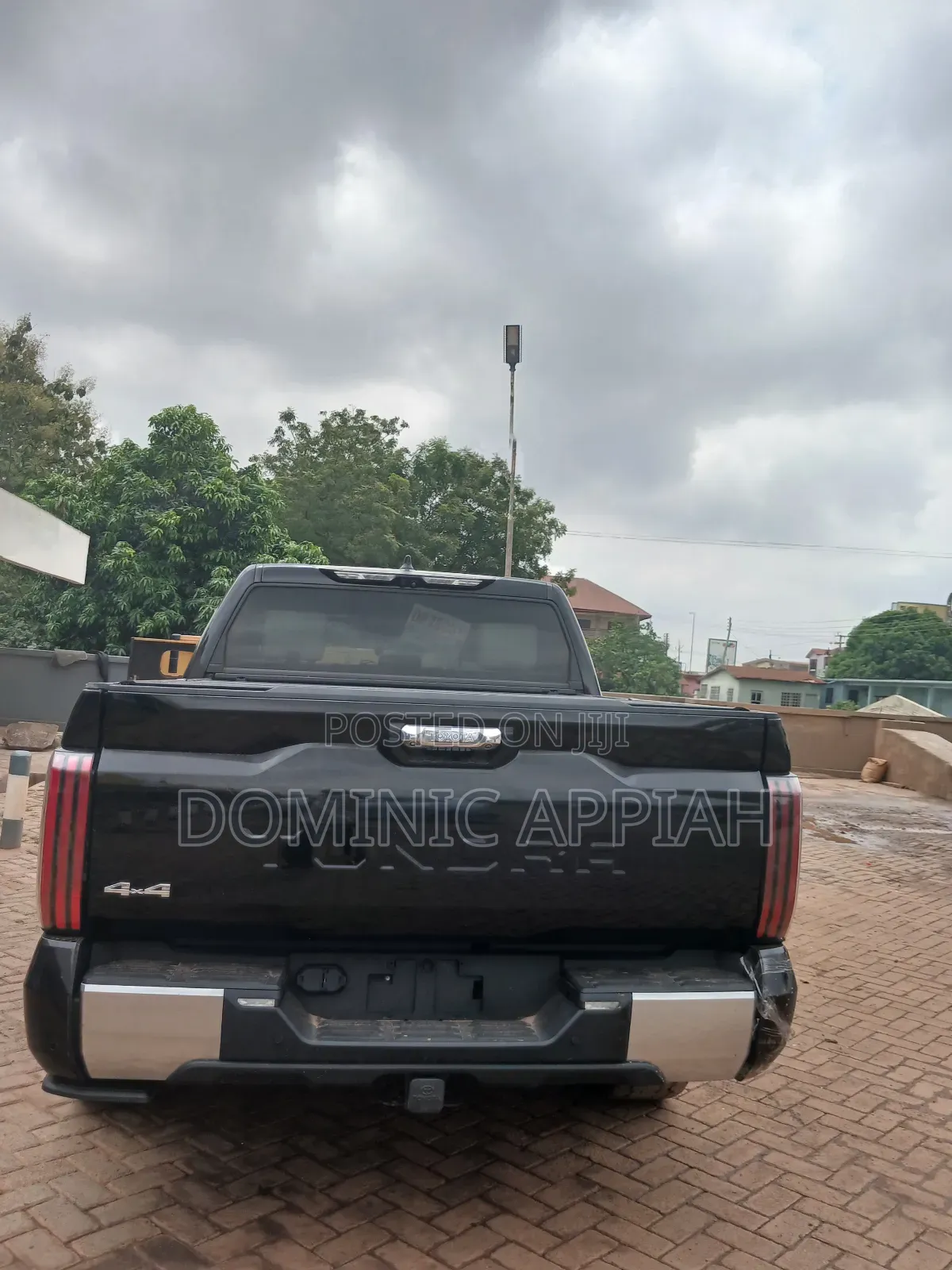 Toyota Tundra SR5 2022 Black