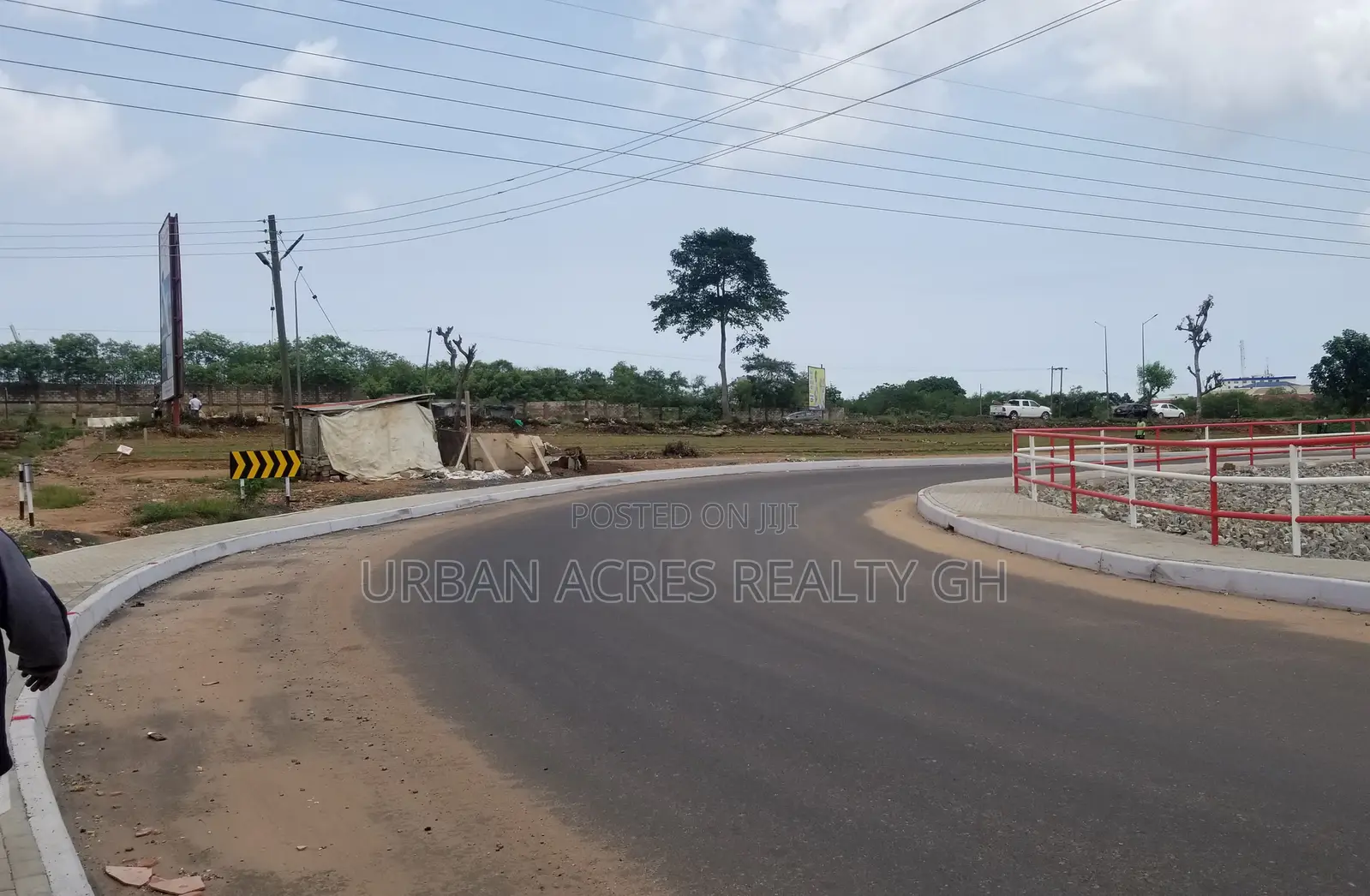Gt.Accra, Borteyman (Main Road) _ 5 Acres Commercial Land