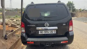 Nissan Pathfinder 2.5 dCi 2012 Black
