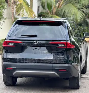 Toyota Grand Highlander 2024 Black