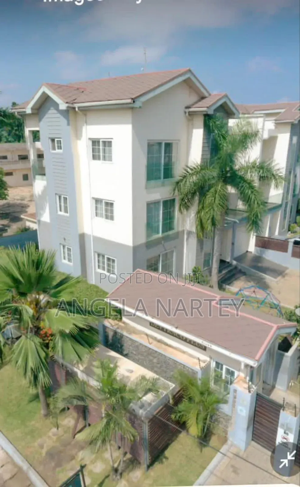 Furnished 4bdrm Townhouse/Terrace in Airport Residential for sale