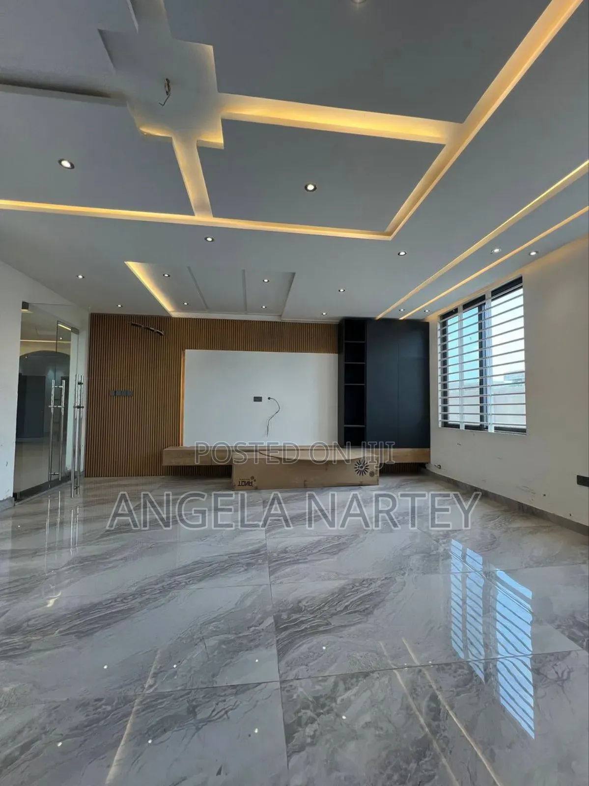 5bdrm House in West Transacco, Accra Metropolitan for sale