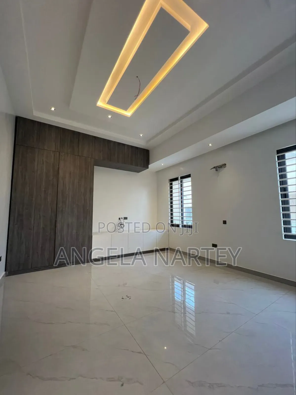 5bdrm House in West Transacco, Accra Metropolitan for sale