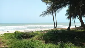 Central Region, Senya Beraku (Kubekro) _ 5+ Acres Oceanfront Land