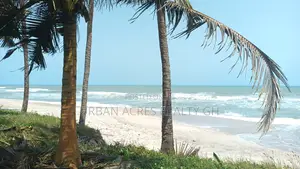 Central Region, Senya Beraku (Kubekro) _ 5+ Acres Oceanfront Land