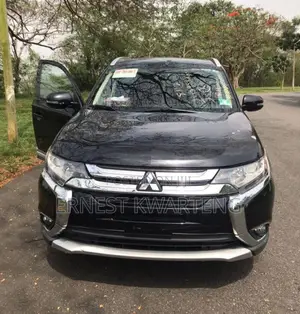 Mitsubishi Outlander 2017 Black