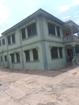 14bdrm House in Free Will Agency, Kumasi Metropolitan for sale