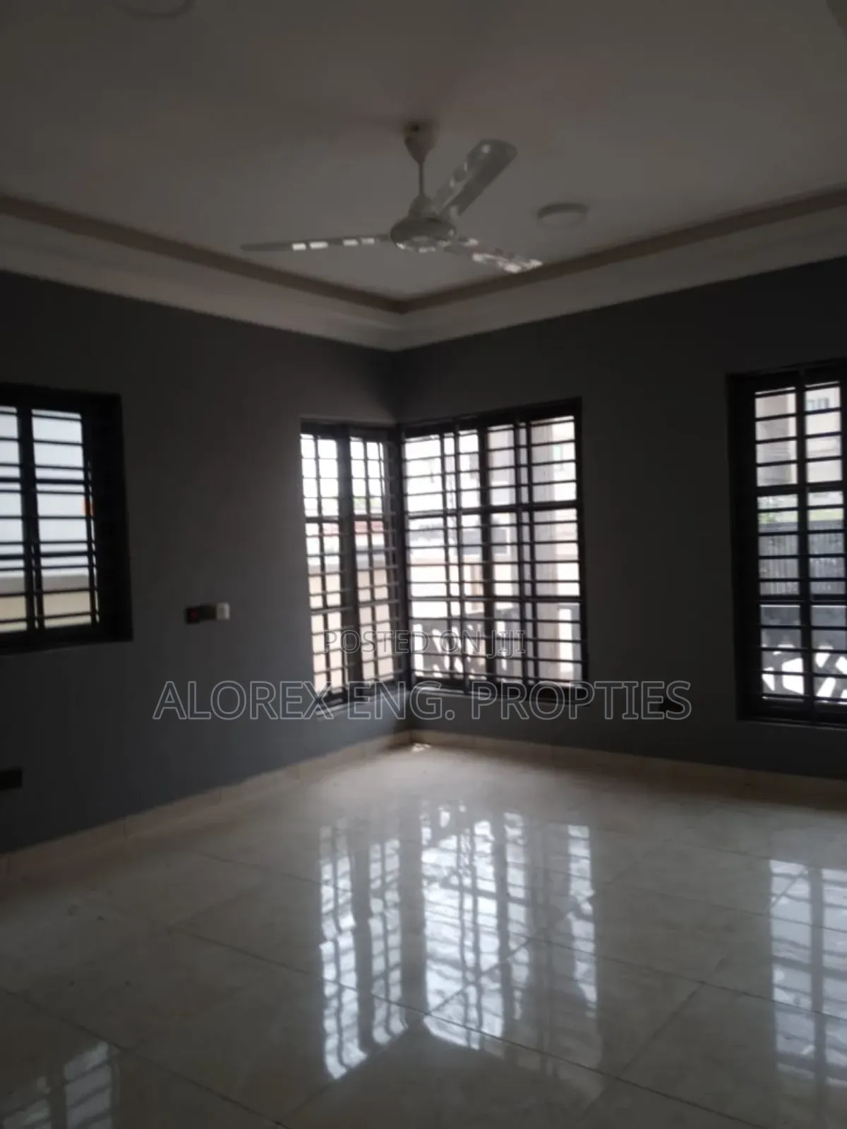 3bdrm House in Botwe, School Junction for sale