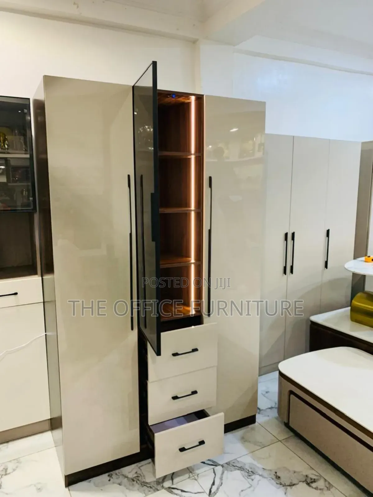 Modern 3-door Glass Wardrobe