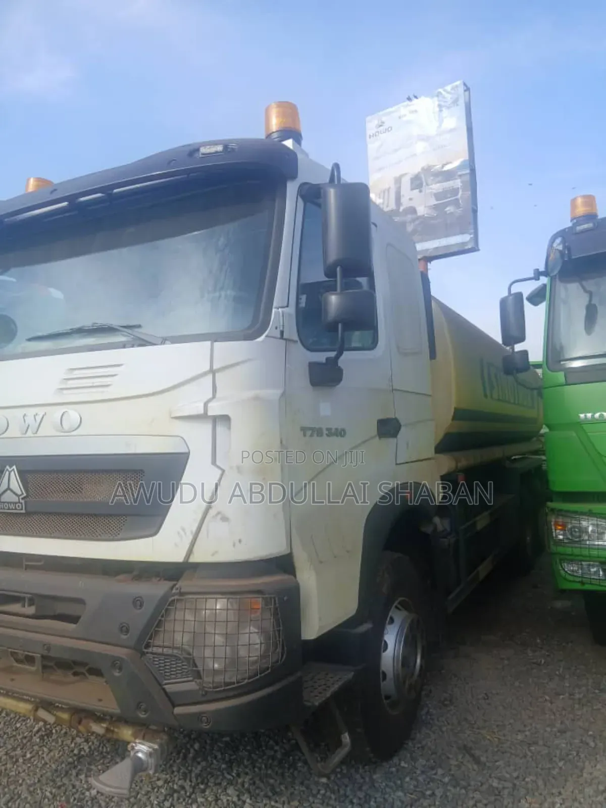 Brand New Sinotruck Howo Water Tankers For Sale.