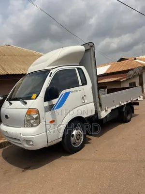 Kia Bongo 2013 White