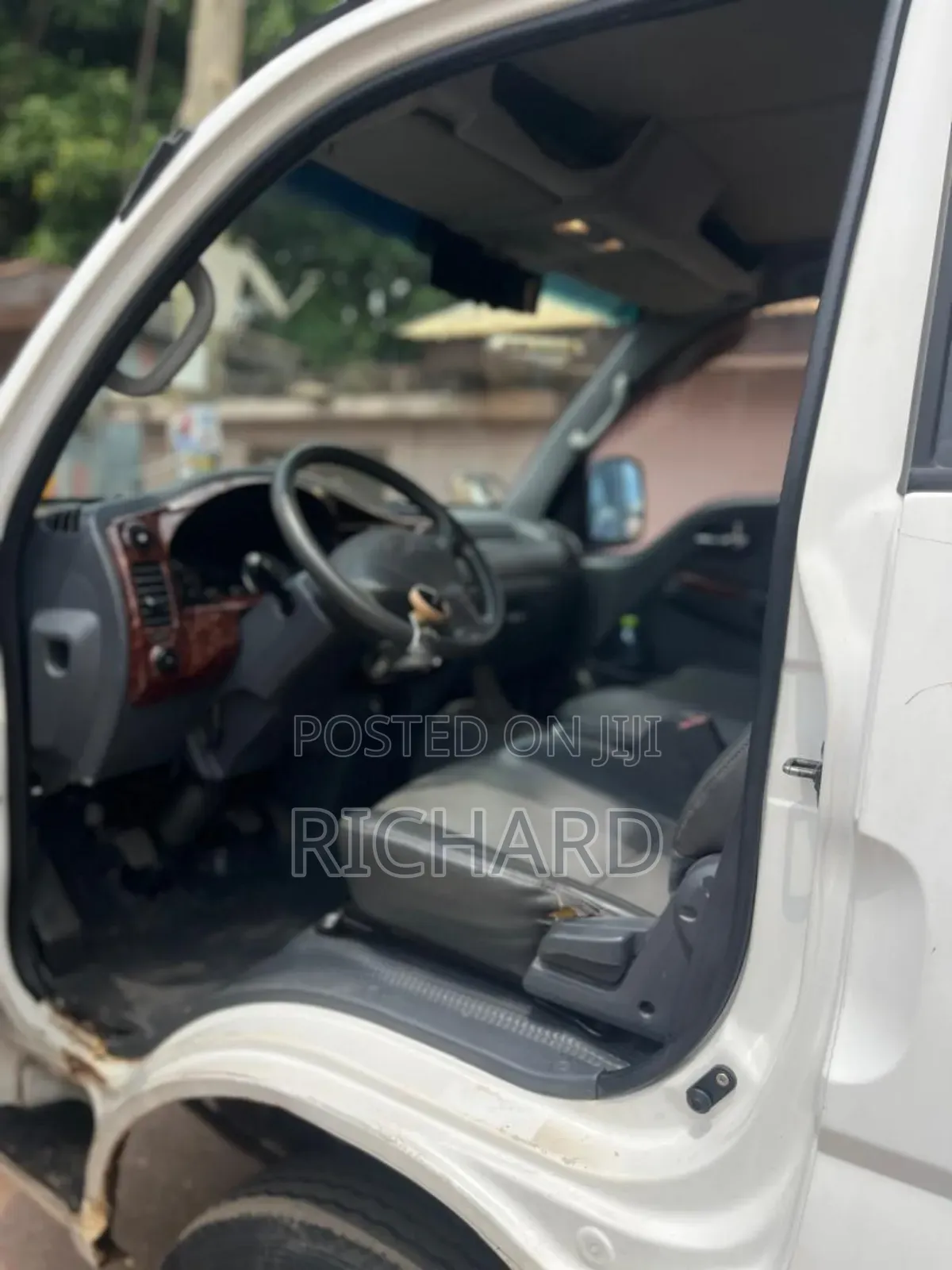Kia Bongo 2013 White