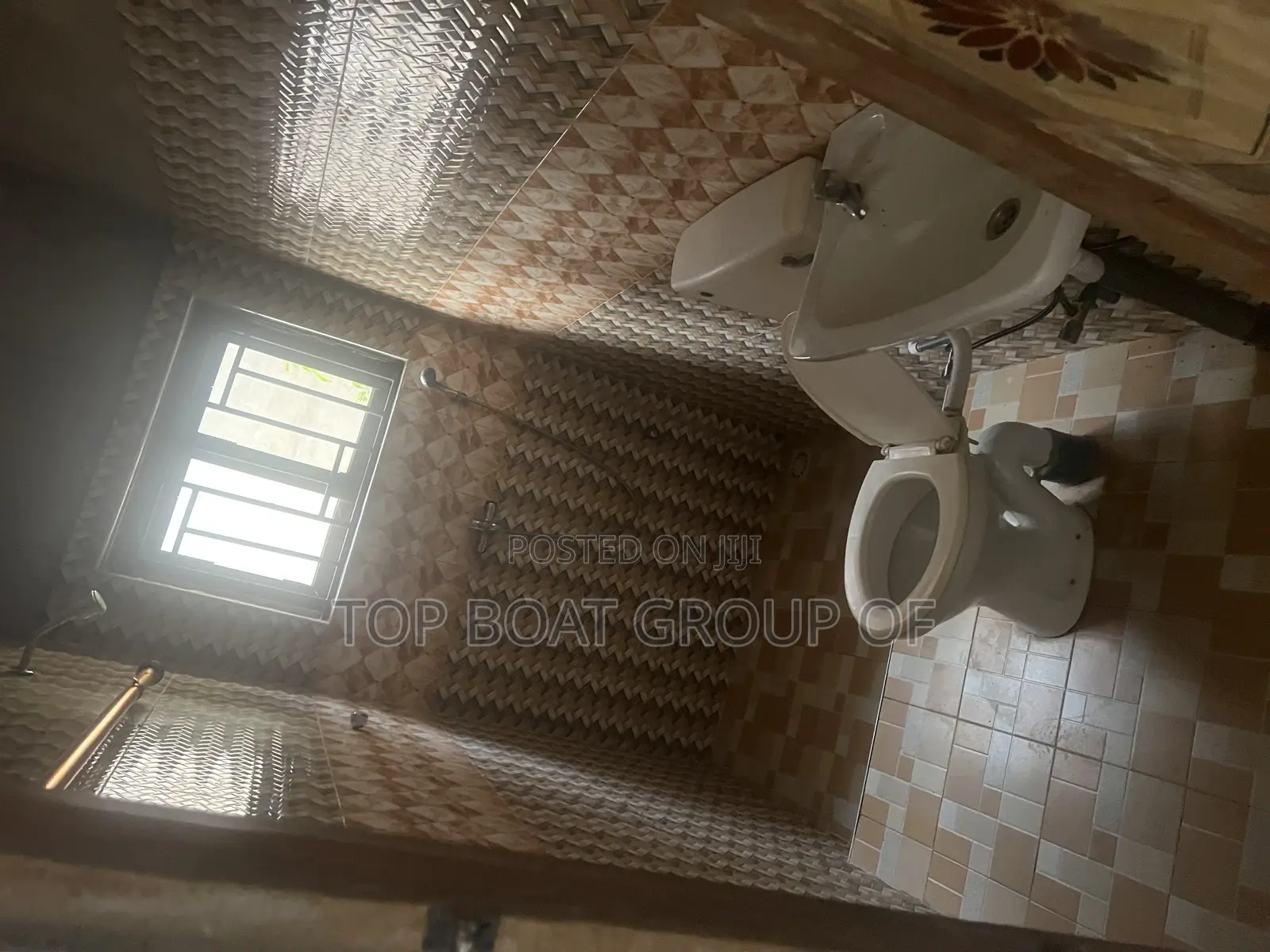 4bdrm House in Top Boat Group Of, Kumasi Metropolitan for sale