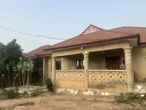4bdrm House in Top Boat Group Of, Kumasi Metropolitan for sale