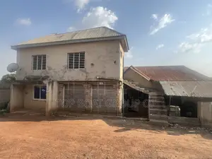 7bdrm House in Top Boat Group Of, Kumasi Metropolitan for sale