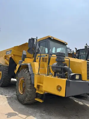 Tomatsu Adt Dump Truck