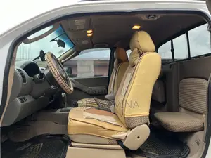 Nissan Frontier 2015 White