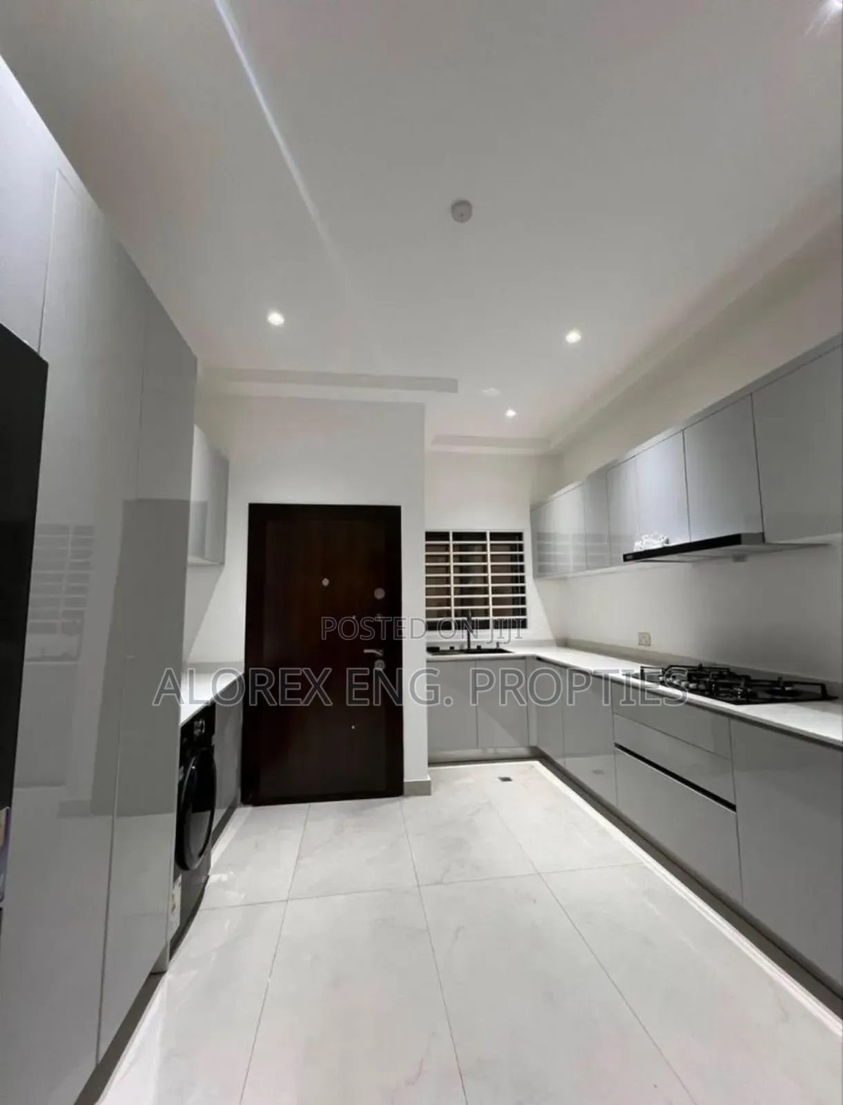 2bdrm House in Adjiringano $200,000, Ability for sale