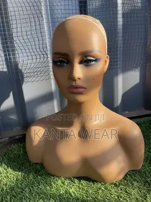 6 Head Mannequins