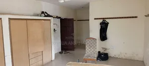 4bdrm Shared Apartment in Akosua Agyapon, Ga South Municipal for rent