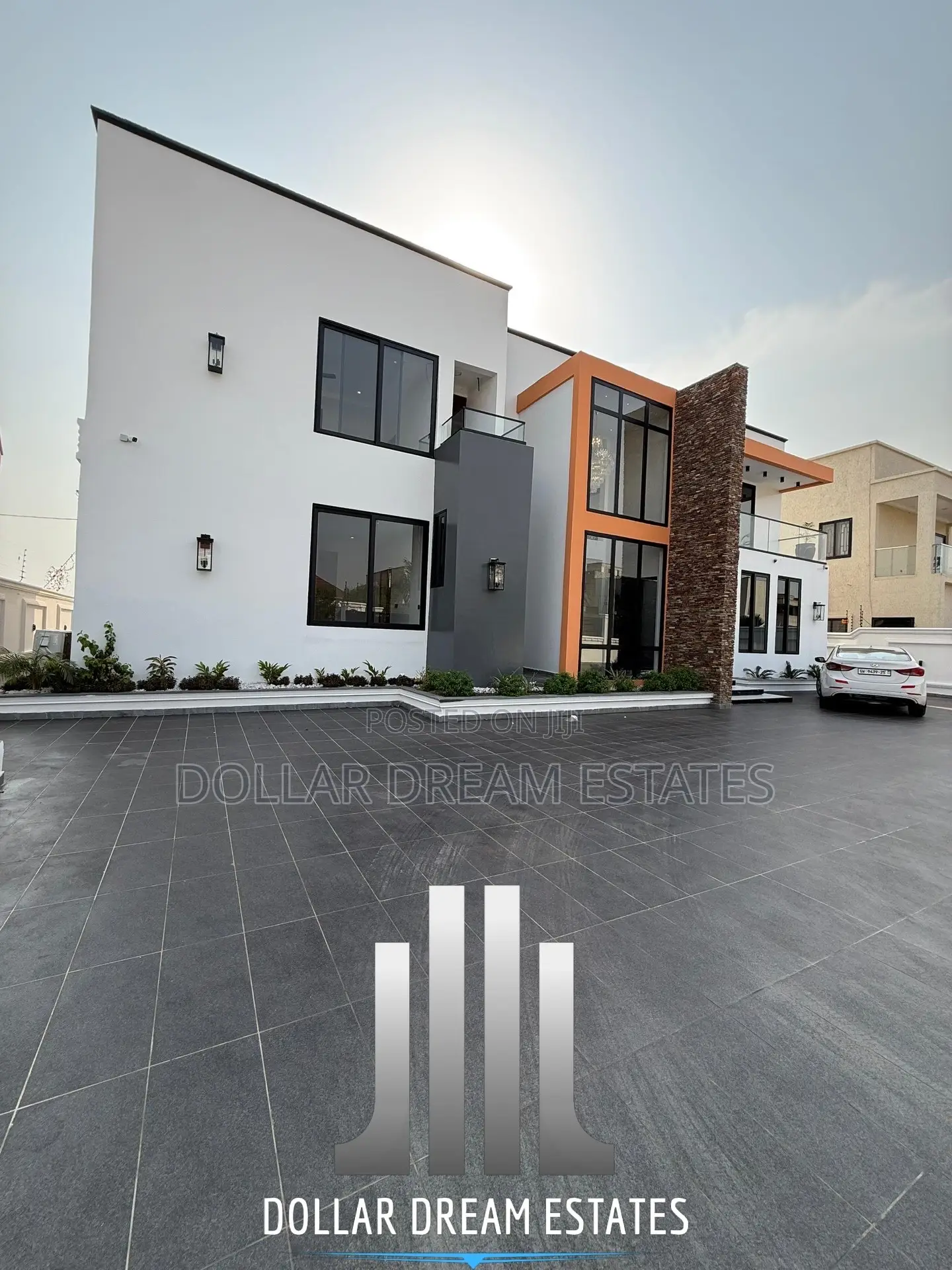 6bdrm House in Adjiriganor for sale