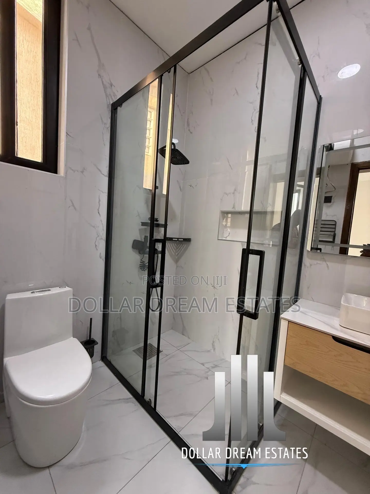 6bdrm House in Adjiriganor for sale