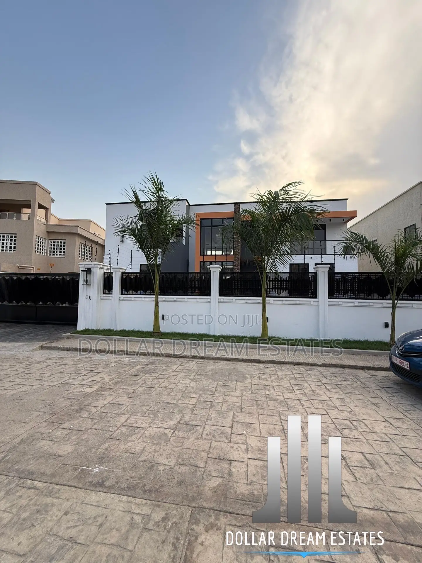 6bdrm House in Adjiriganor for sale