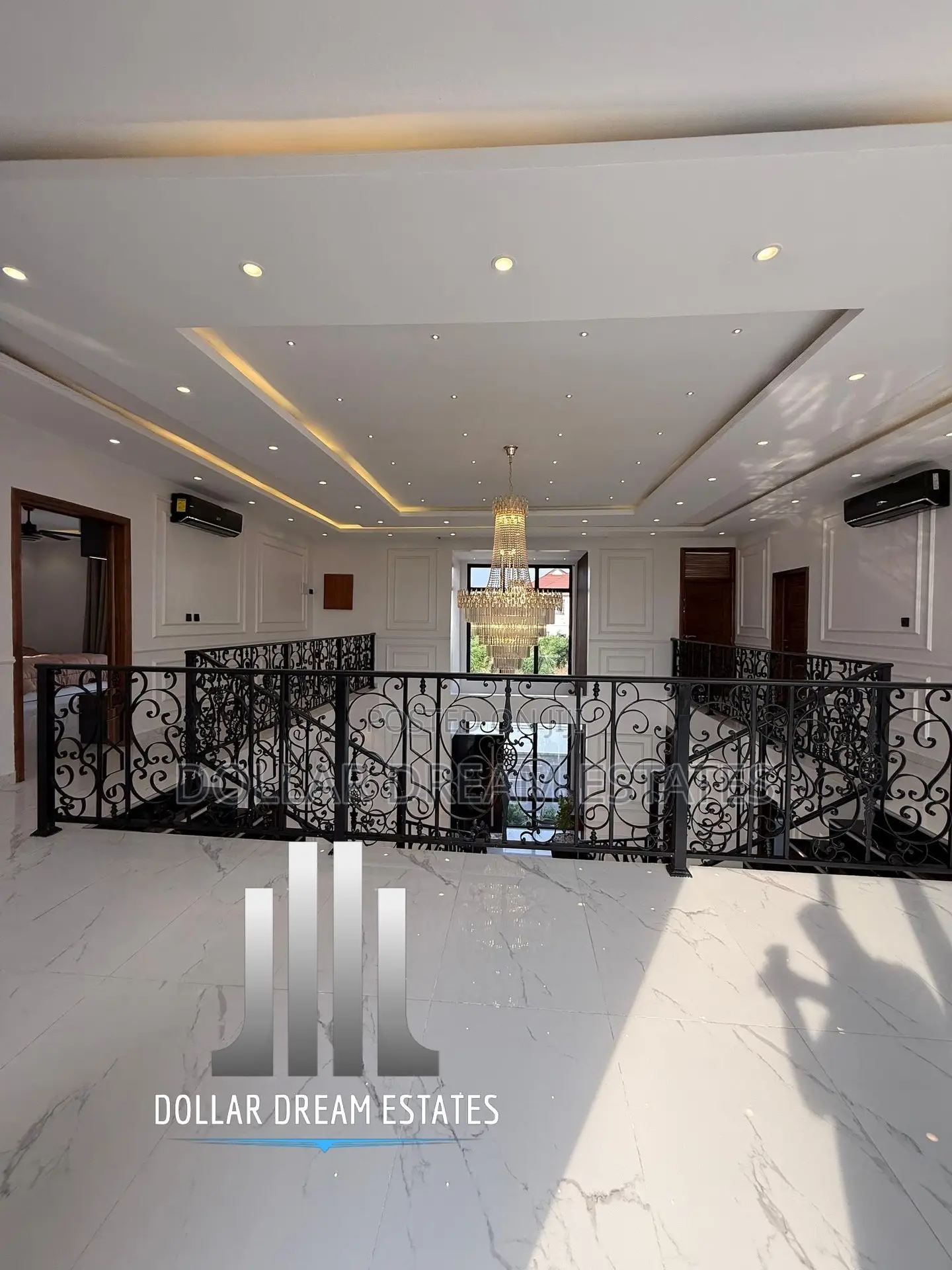 6bdrm House in Adjiriganor for sale