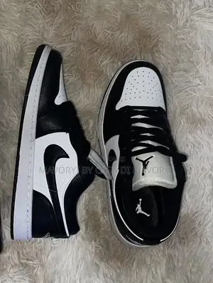 Sneaker/Sn