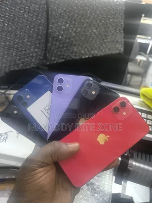 Apple iPhone 12 64 GB