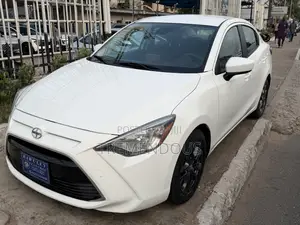 Toyota Yaris iA 1.5 FWD 2016 White