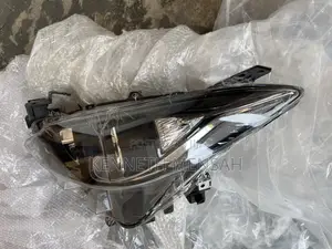 Mazda 3 2014-2016 Head Light