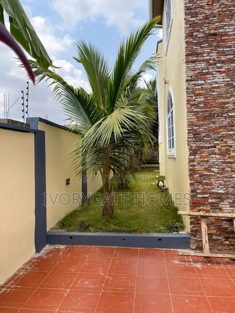 5bdrm House in Millenium City for sale