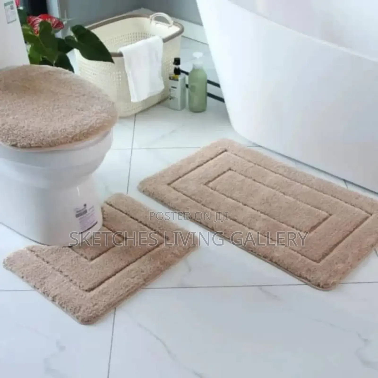 Modern Bath Mat Perfect for Any Bathroom