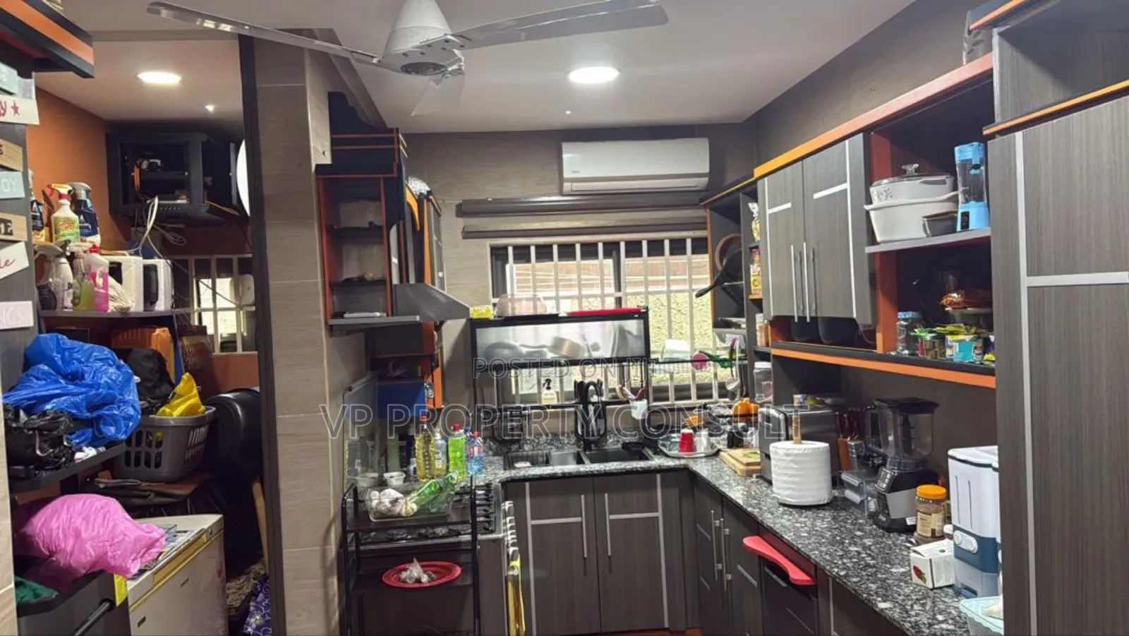 Furnished 4bdrm House in Adjiriganor for sale