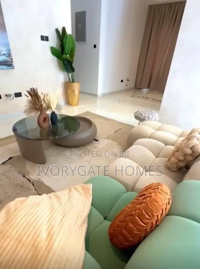Furnished 5bdrm Duplex in East Legon for sale