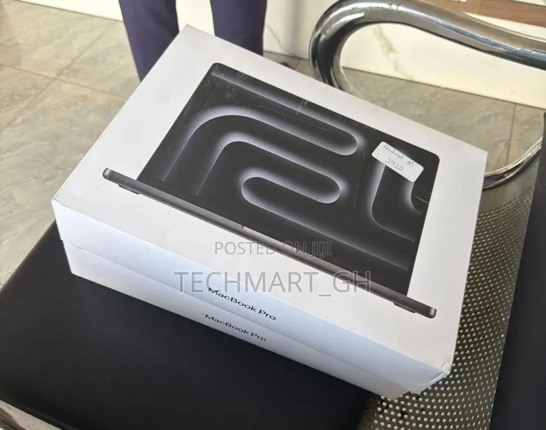 New Laptop Apple MacBook Pro 2025 M5 24GB Apple M5 SSD 1T
