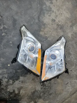 Cadillac SRX Headlight 2016 Available