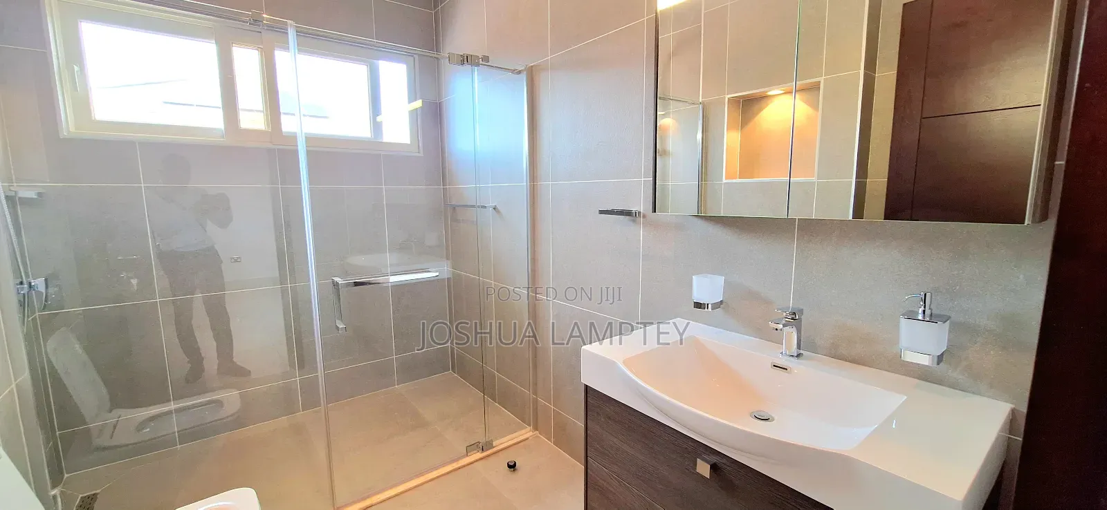 4bdrm House in Chain Homes Estate, Tseaddo for sale