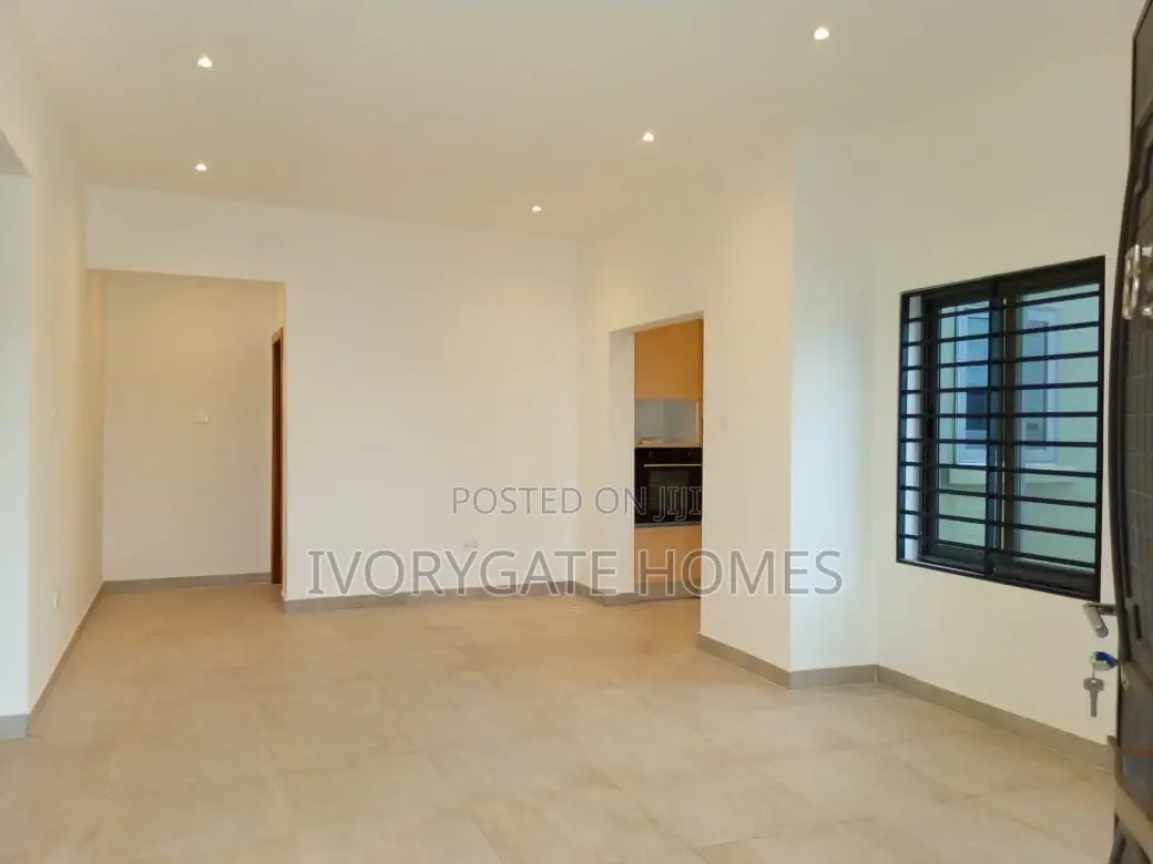 3bdrm House in Adenta for sale
