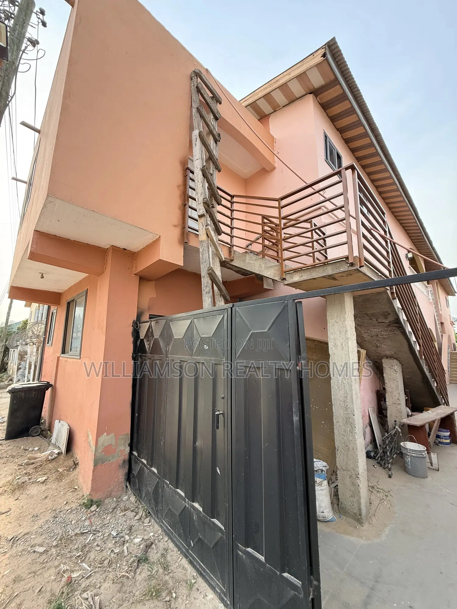 1bdrm Apartment in Hfc Estate Area, Spintex for rent