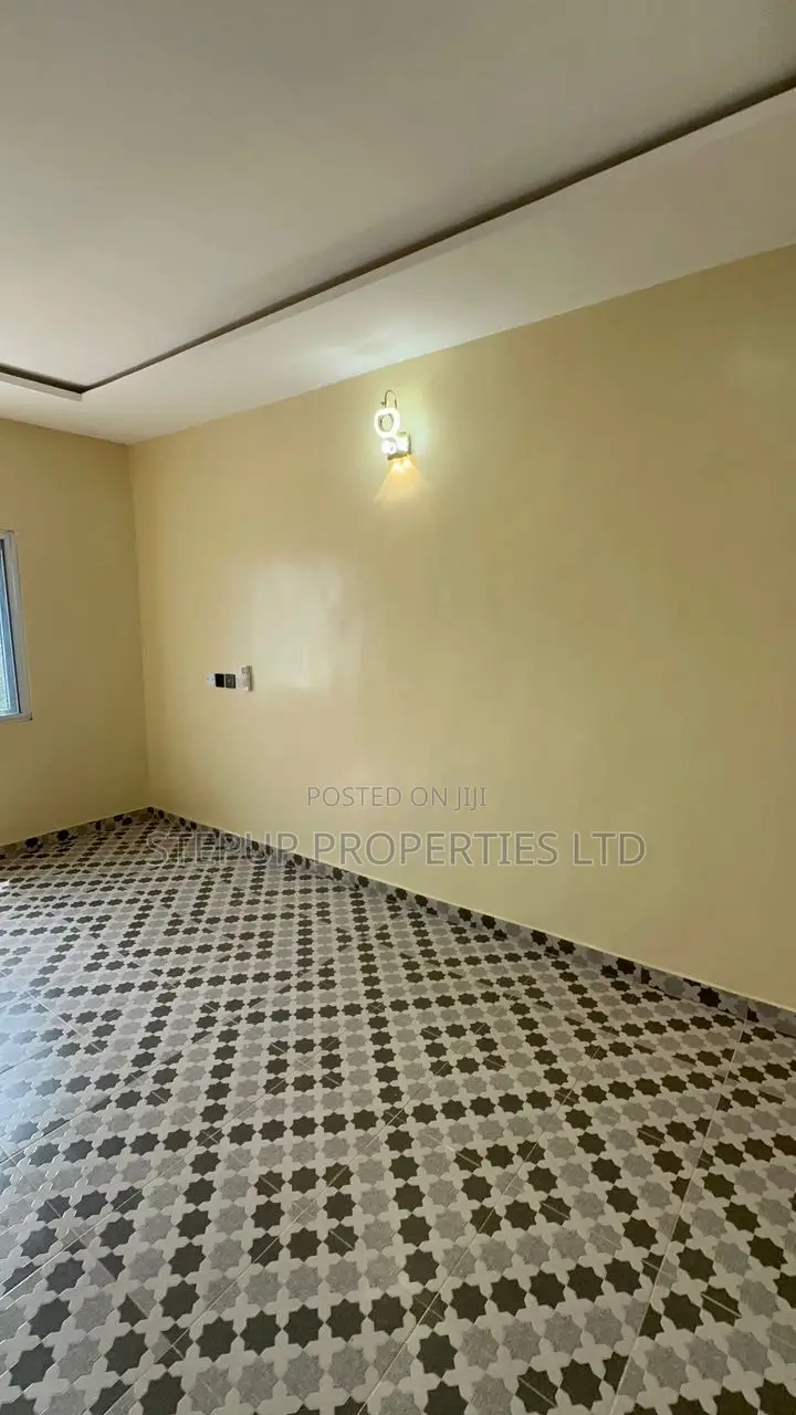2bdrm Apartment in Ogbojo, East Legon for rent