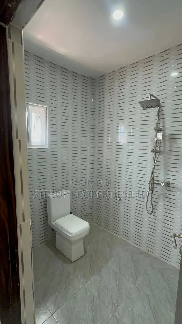 2bdrm Apartment in Ogbojo, East Legon for rent