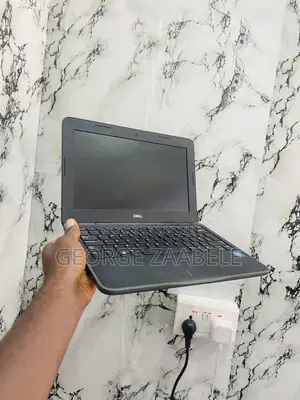 Laptop Dell Latitude 11 3190 4GB Intel SSD 60GB